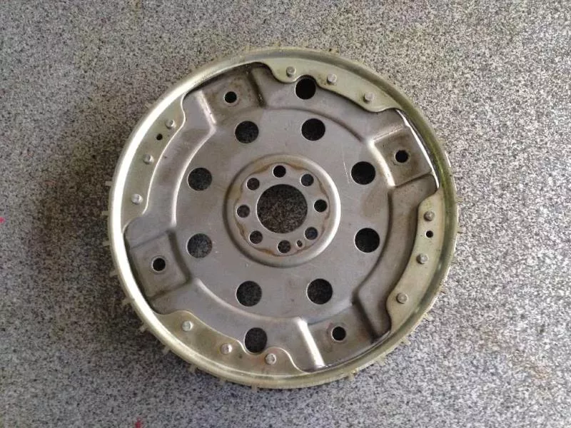 Маховик двигателя BS263873