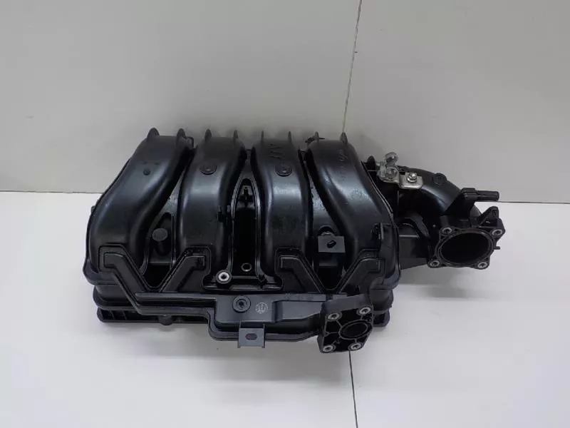 Впускной коллектор ST302931 Впускной коллектор ST302931