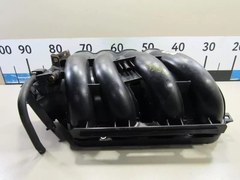 Впускной коллектор ST300304 Впускной коллектор ST300304