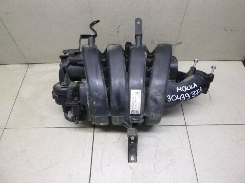 Впускной коллектор ST301131 Впускной коллектор ST301131