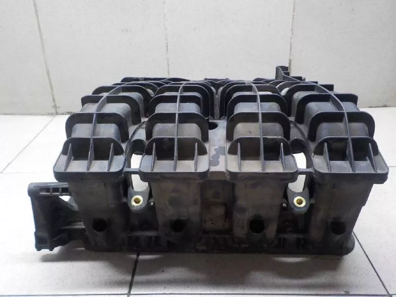 Впускной коллектор ST302247