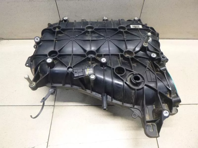 Впускной коллектор ST303037