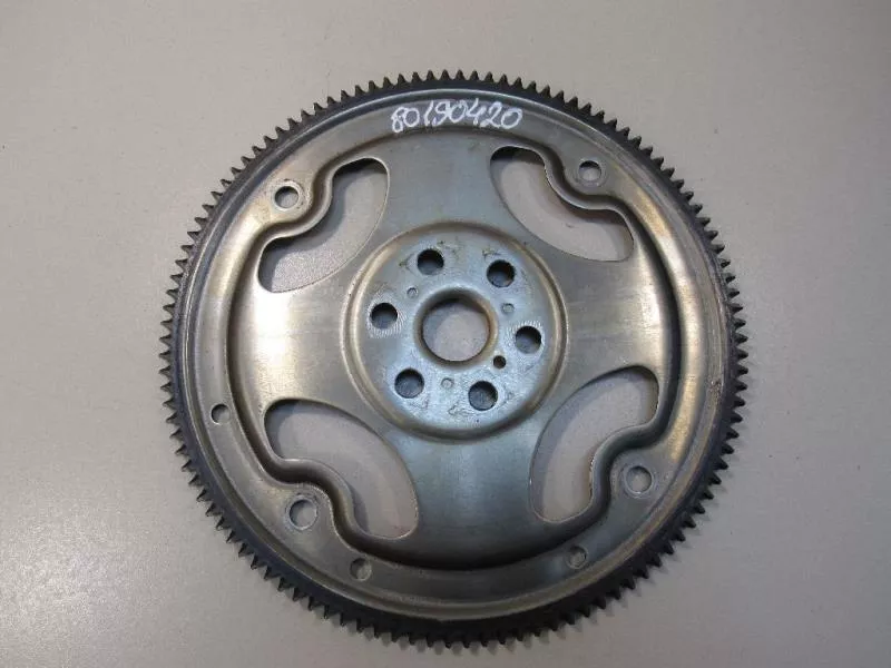 Маховик двигателя BS266414