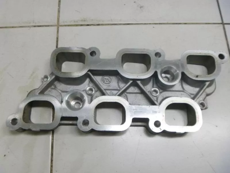 Впускной коллектор ST301391