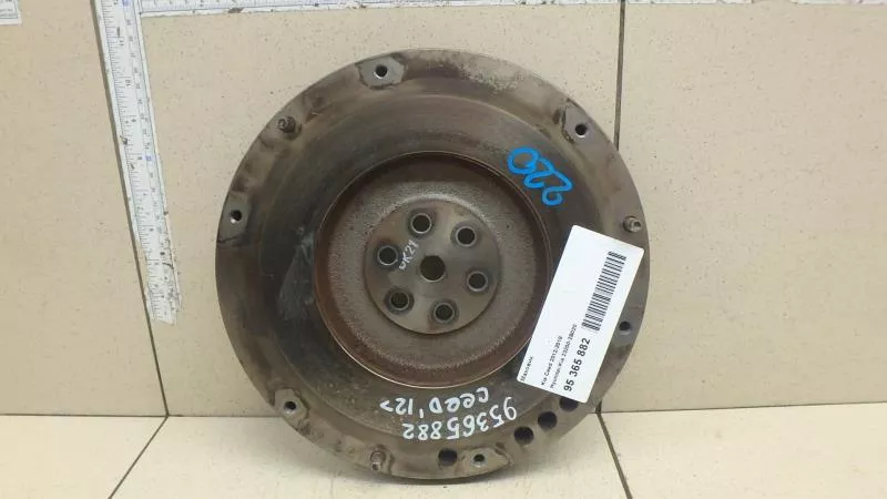 Маховик двигателя BS265757