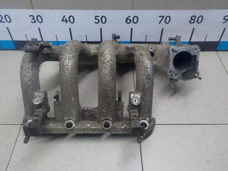 Впускной коллектор ST299206 Впускной коллектор ST299206