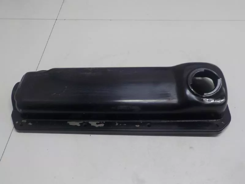 Клапанная крышка ГБЦ BS67937 Клапанная крышка ГБЦ BS67937