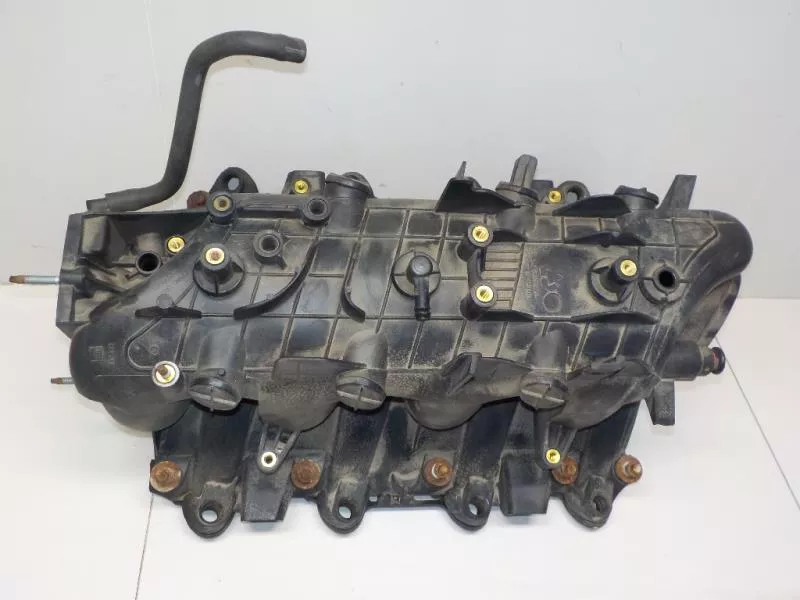 Впускной коллектор ST303070 Впускной коллектор ST303070