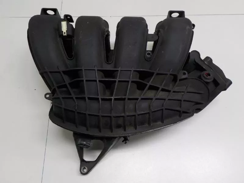 Впускной коллектор ST302037