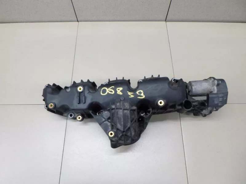 Впускной коллектор ST303077 Впускной коллектор ST303077