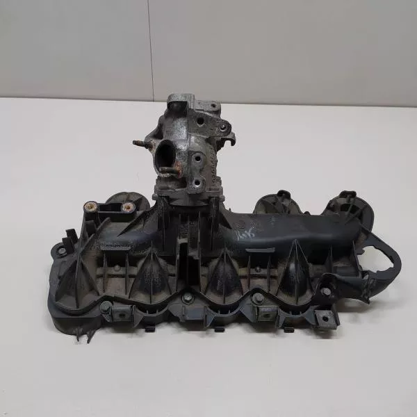 Впускной коллектор ST302008