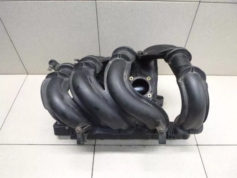 Впускной коллектор ST302736 Впускной коллектор ST302736