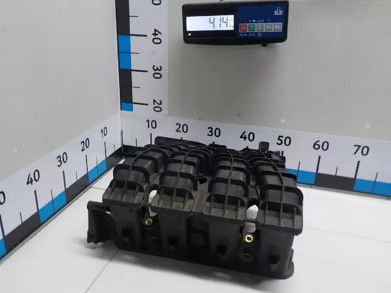 Впускной коллектор ST302250 Впускной коллектор ST302250