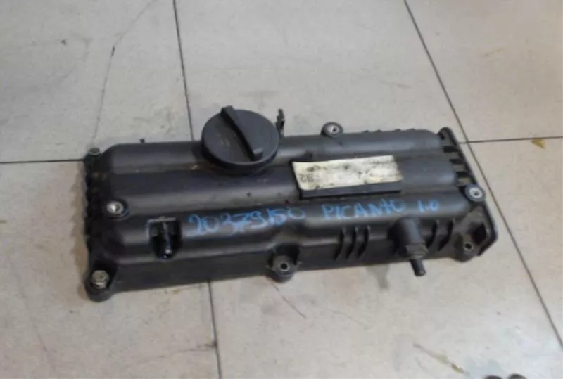 Клапанная крышка ГБЦ BS68904