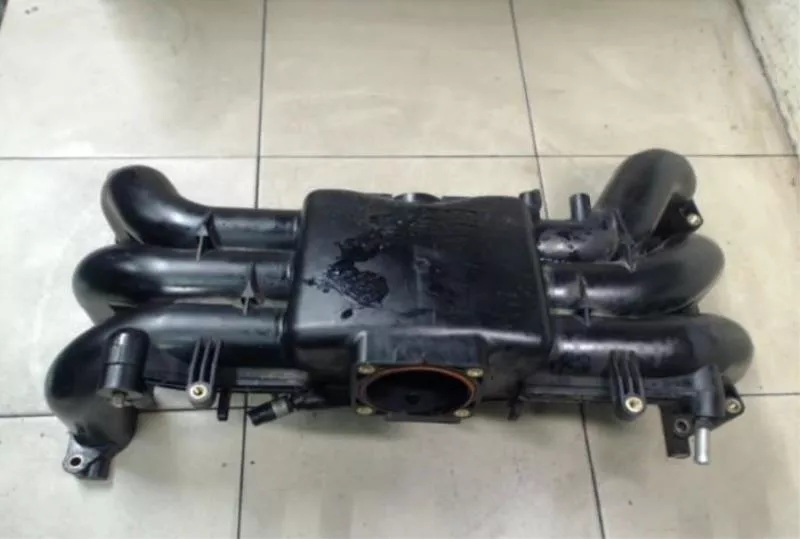 Впускной коллектор ST299117