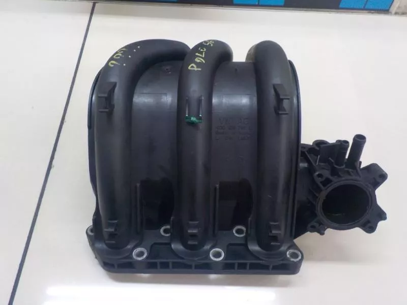 Впускной коллектор ST298657