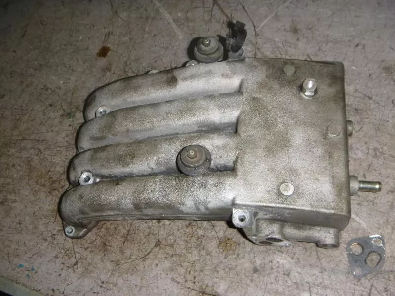 Впускной коллектор ST299115