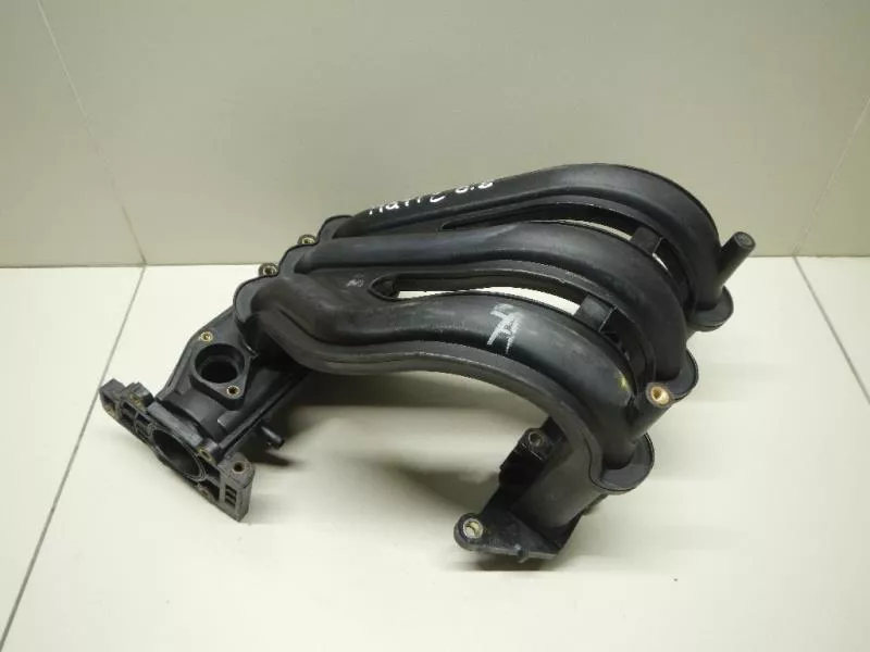 Впускной коллектор ST300956 Впускной коллектор ST300956