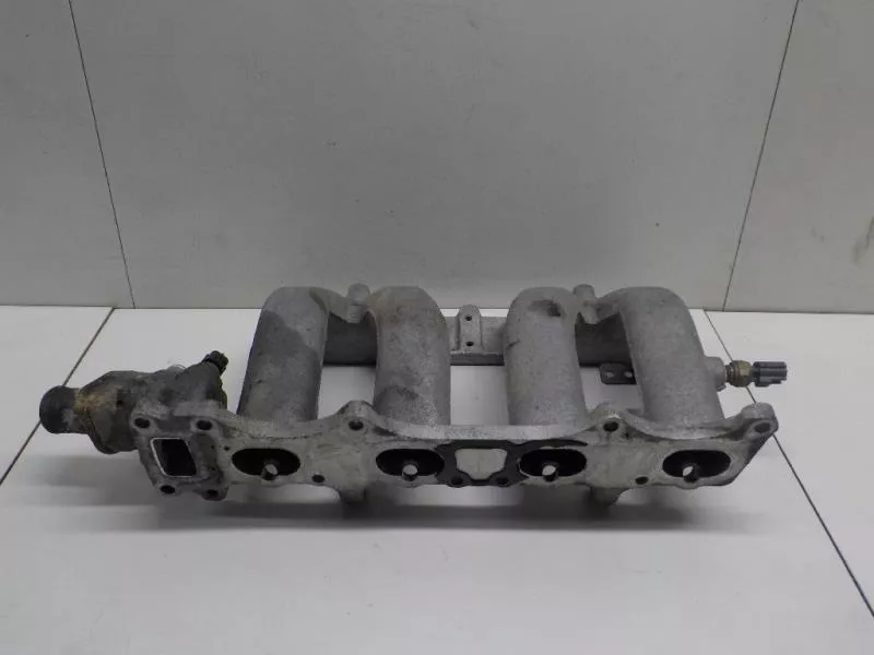 Впускной коллектор ST300230
