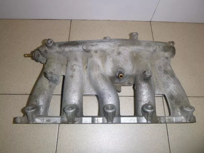 Впускной коллектор ST299536