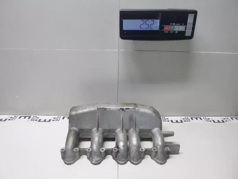 Впускной коллектор ST298939 Впускной коллектор ST298939