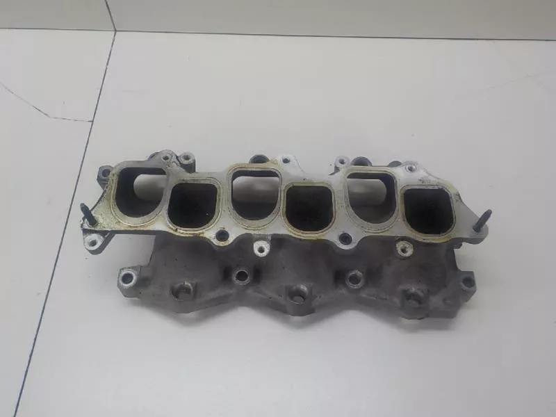 Впускной коллектор ST299812 Впускной коллектор ST299812