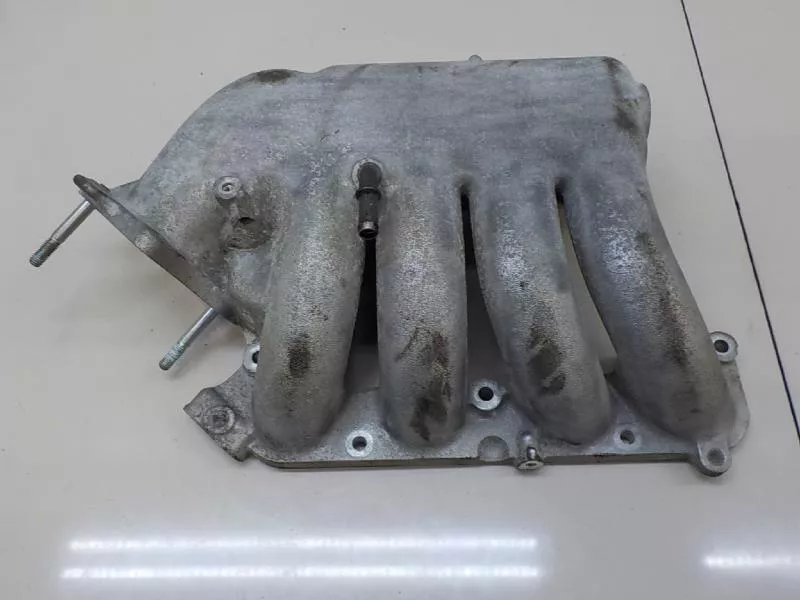 Впускной коллектор ST298102 Впускной коллектор ST298102