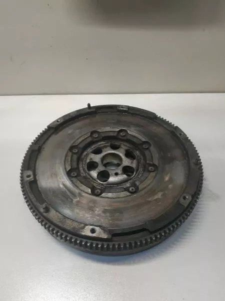 Маховик двигателя BS267189 Маховик двигателя BS267189