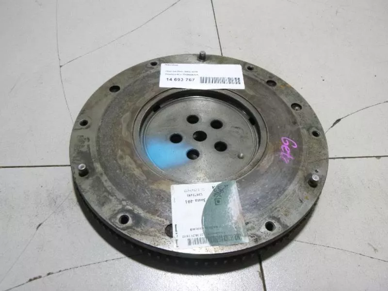 Маховик двигателя BS264536