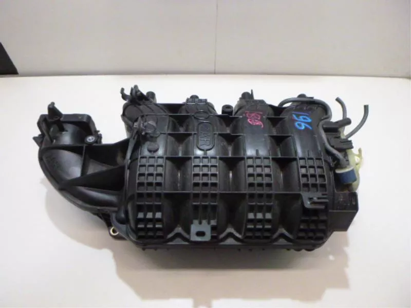 Впускной коллектор ST301299 Впускной коллектор ST301299