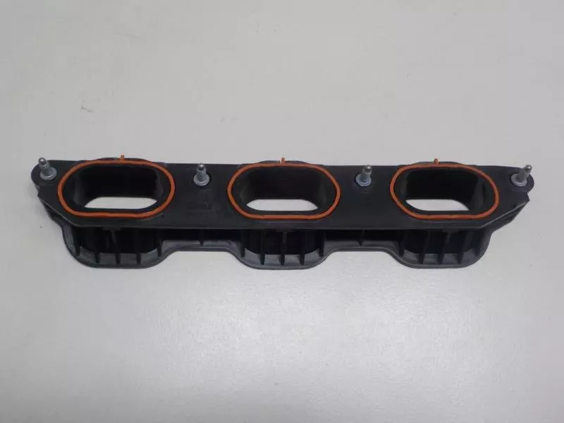 Впускной коллектор ST299964 Впускной коллектор ST299964