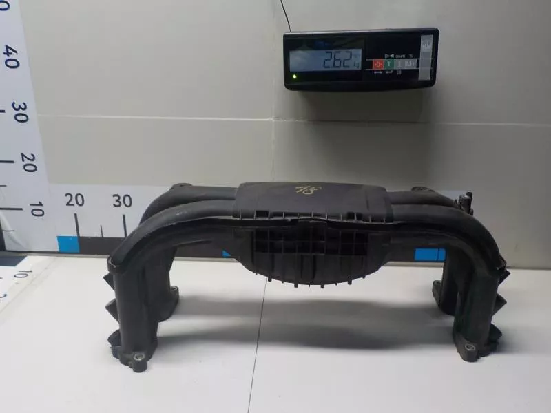 Впускной коллектор ST301642 Впускной коллектор ST301642