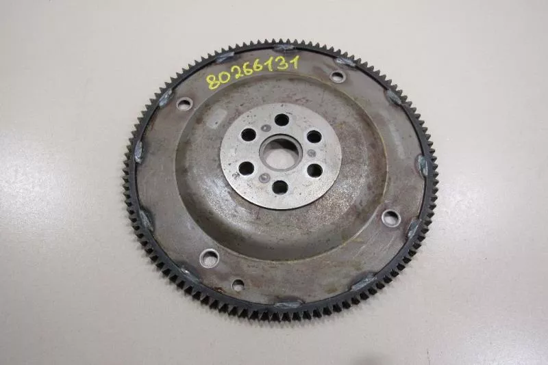 Маховик двигателя BS265487