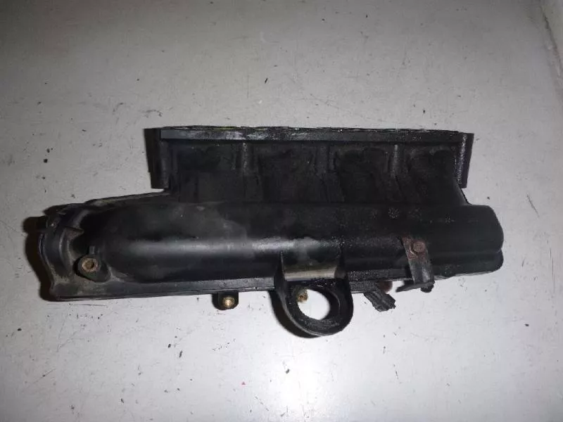 Впускной коллектор ST303233