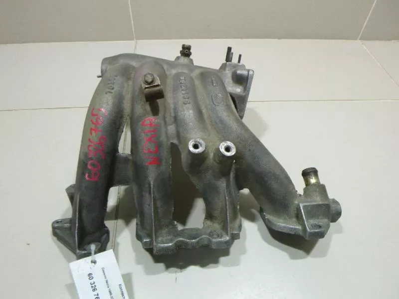 Впускной коллектор ST301077