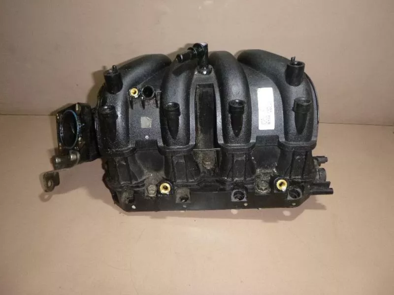 Впускной коллектор ST302618