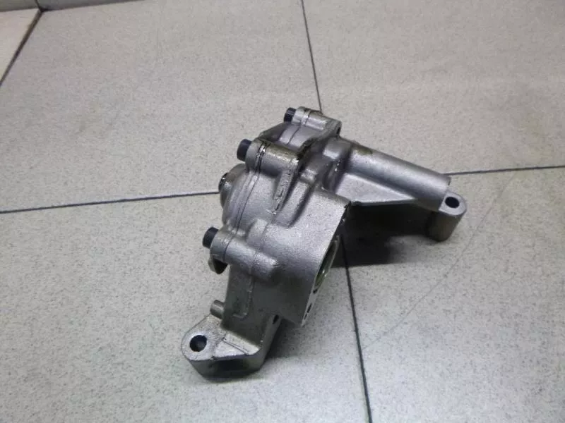 Масляный насос BS252778