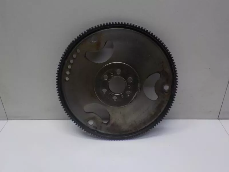 Маховик двигателя BS264143