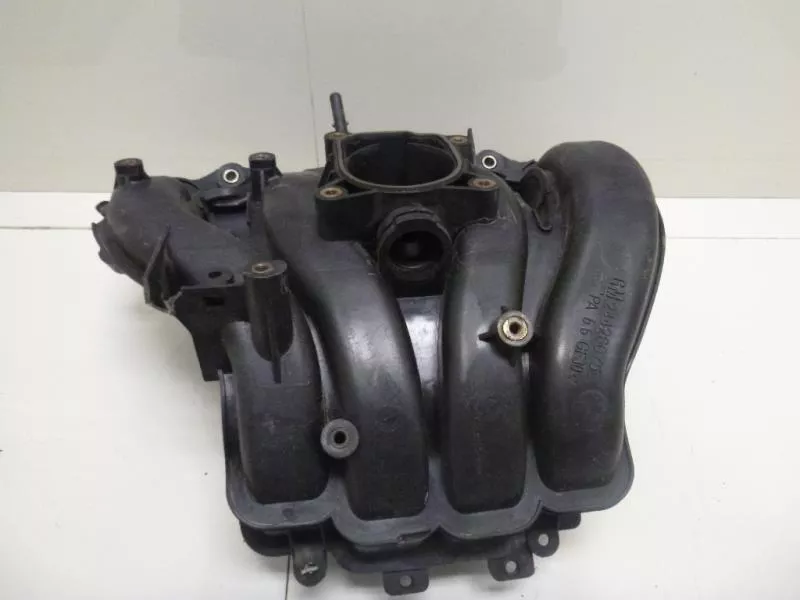 Впускной коллектор ST300172 Впускной коллектор ST300172