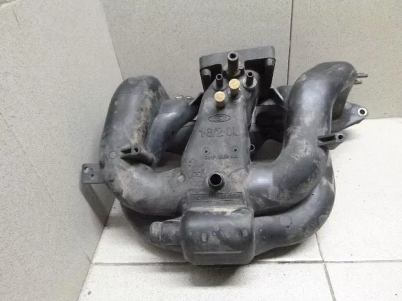 Впускной коллектор ST299103 Впускной коллектор ST299103