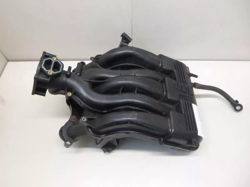 Впускной коллектор ST302566 Впускной коллектор ST302566