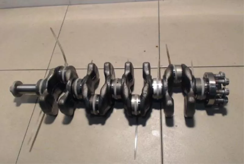 Коленвал BS249653 Коленвал BS249653