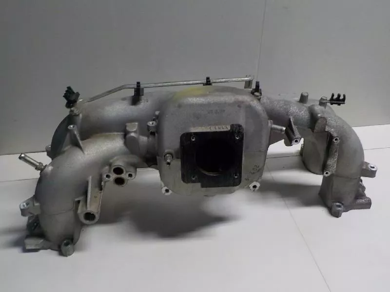 Впускной коллектор ST300539