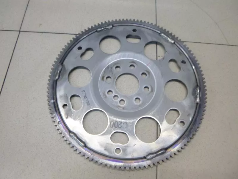 Маховик двигателя BS263563