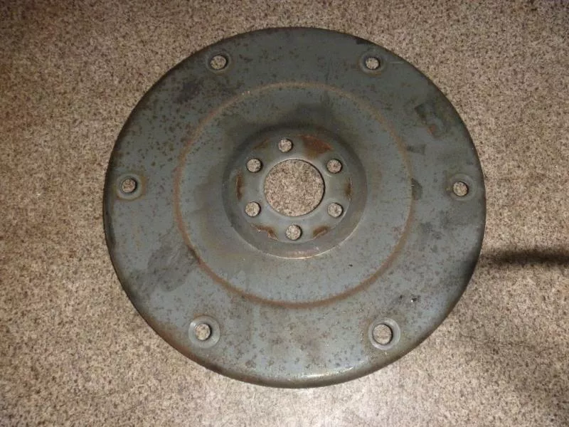 Маховик двигателя BS263710