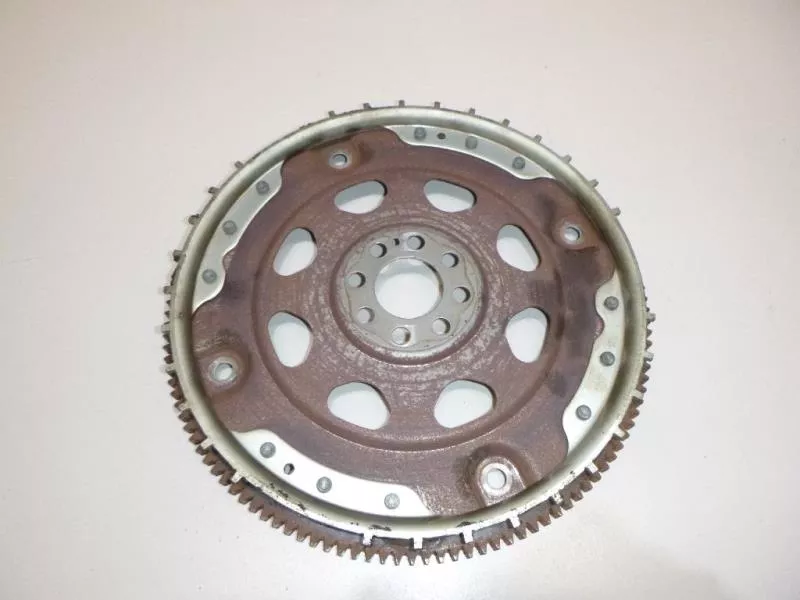 Маховик двигателя BS266210