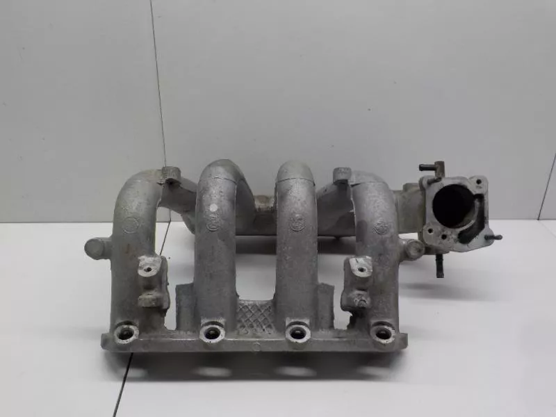 Впускной коллектор ST298894