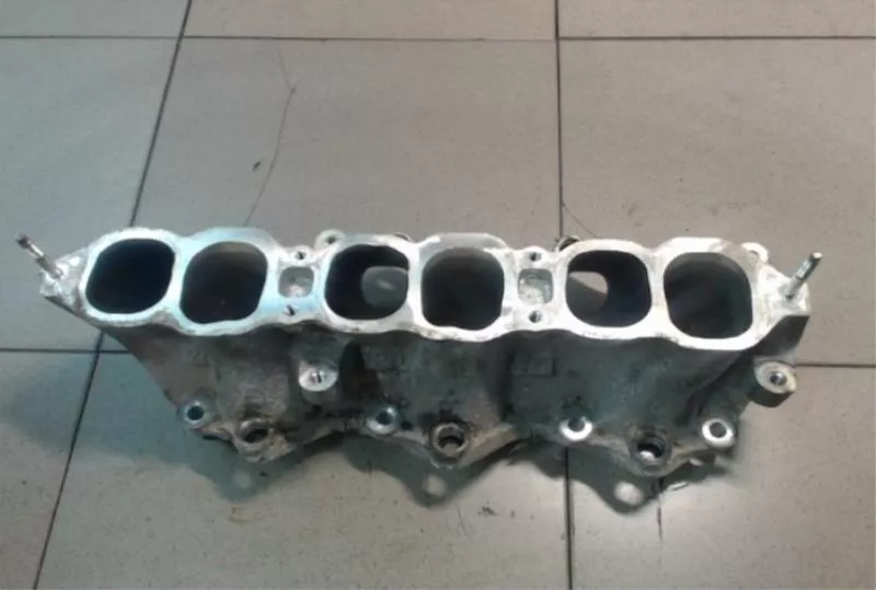 Впускной коллектор ST298839