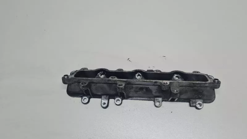 Впускной коллектор ST302190 Впускной коллектор ST302190