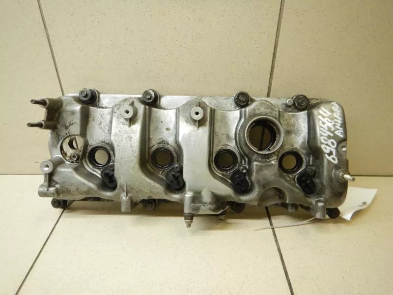 Клапанная крышка ГБЦ BS68470 Клапанная крышка ГБЦ BS68470